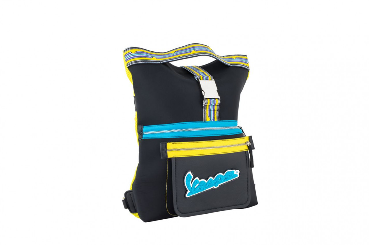 Vespa Tasche mit Rücksackfunktion “V-Stripes” - Schwarz
